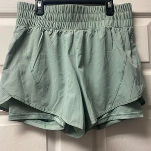 Women’s EUC Avis Running Shorts, 4-6